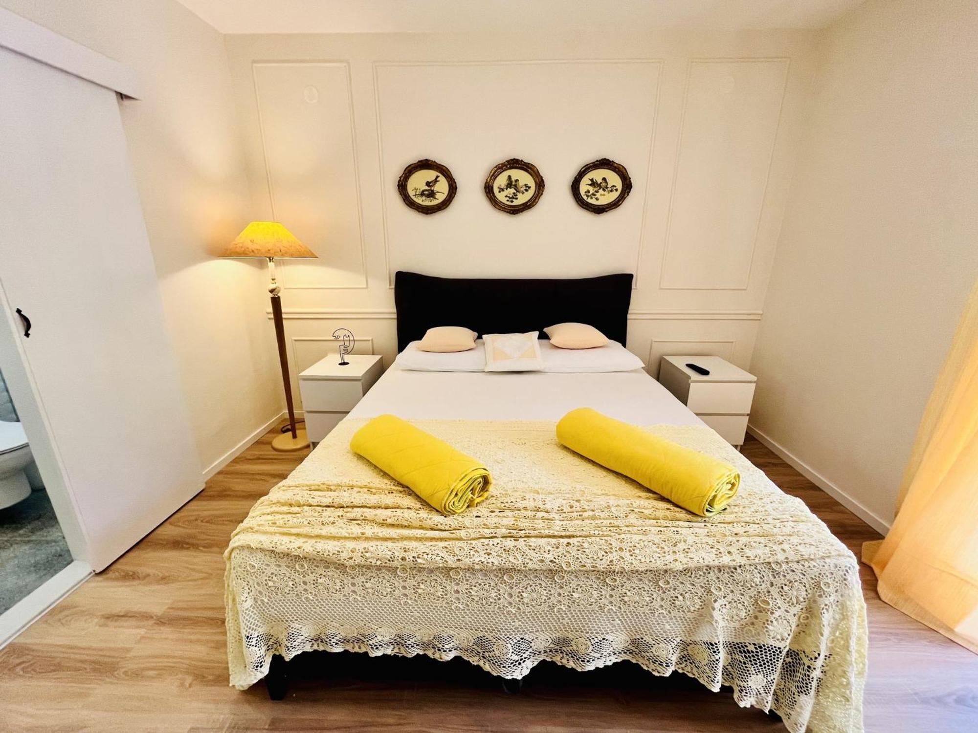 Apartments And Rooms With Parking Space Makarska - 18028 Room photo